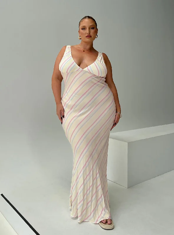 Premium quality women’s clothing at affordable prices   Lovelle Bias Cut Maxi Dress White Curve